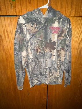 U.S Vintage Women’s Vintage Army Green Sweater with Pink Scripture Size M